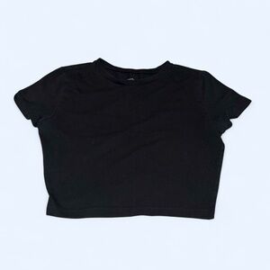 Wild Fable Black Cropped T-Shirt – Size M
